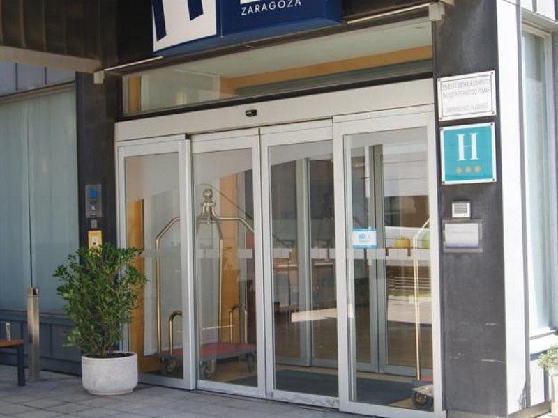 Hotel Yit Ciudad De Zaragoza Exterior photo